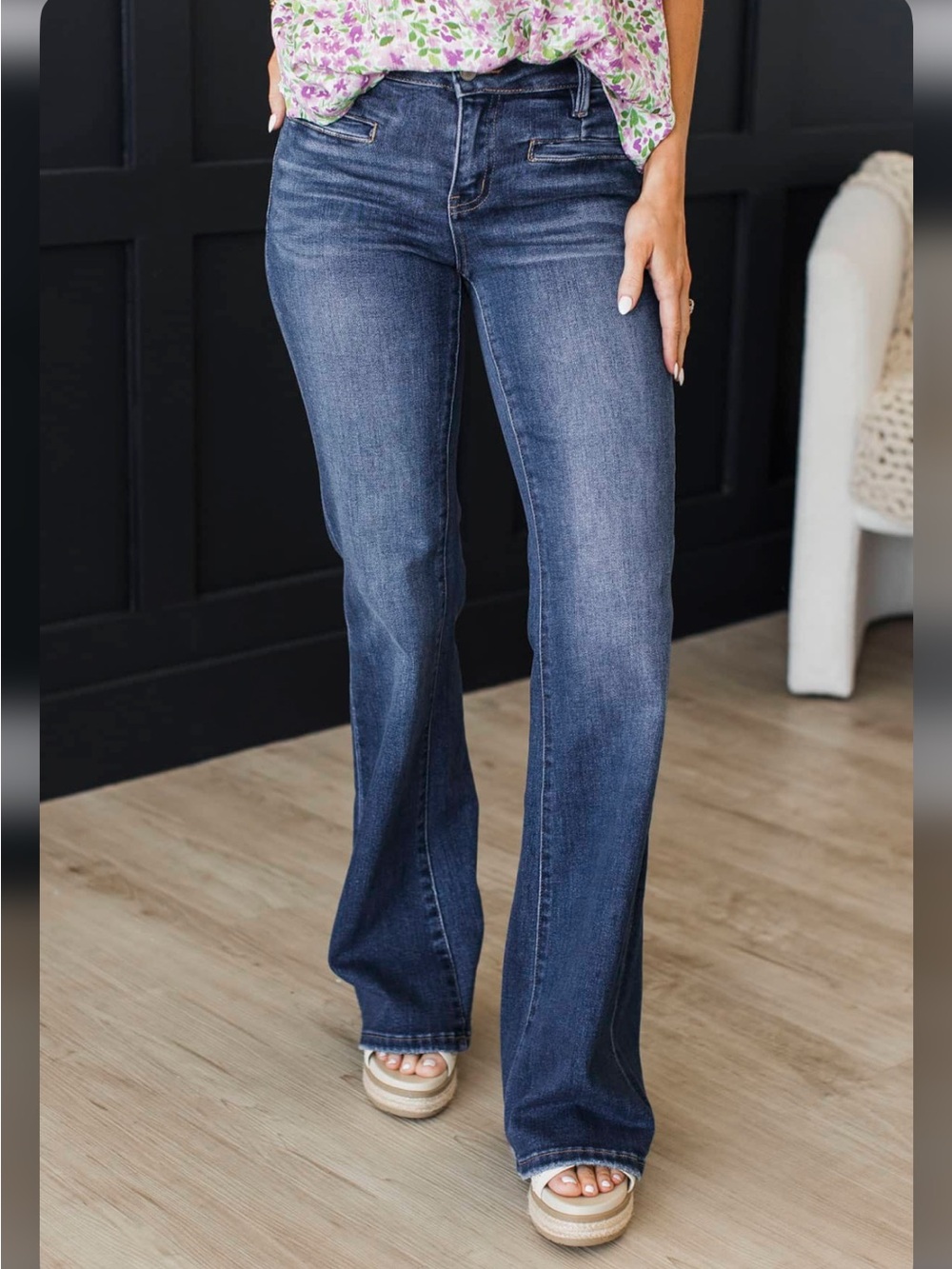 New Lovervet by Vervet Mid Rise Flare Jeans